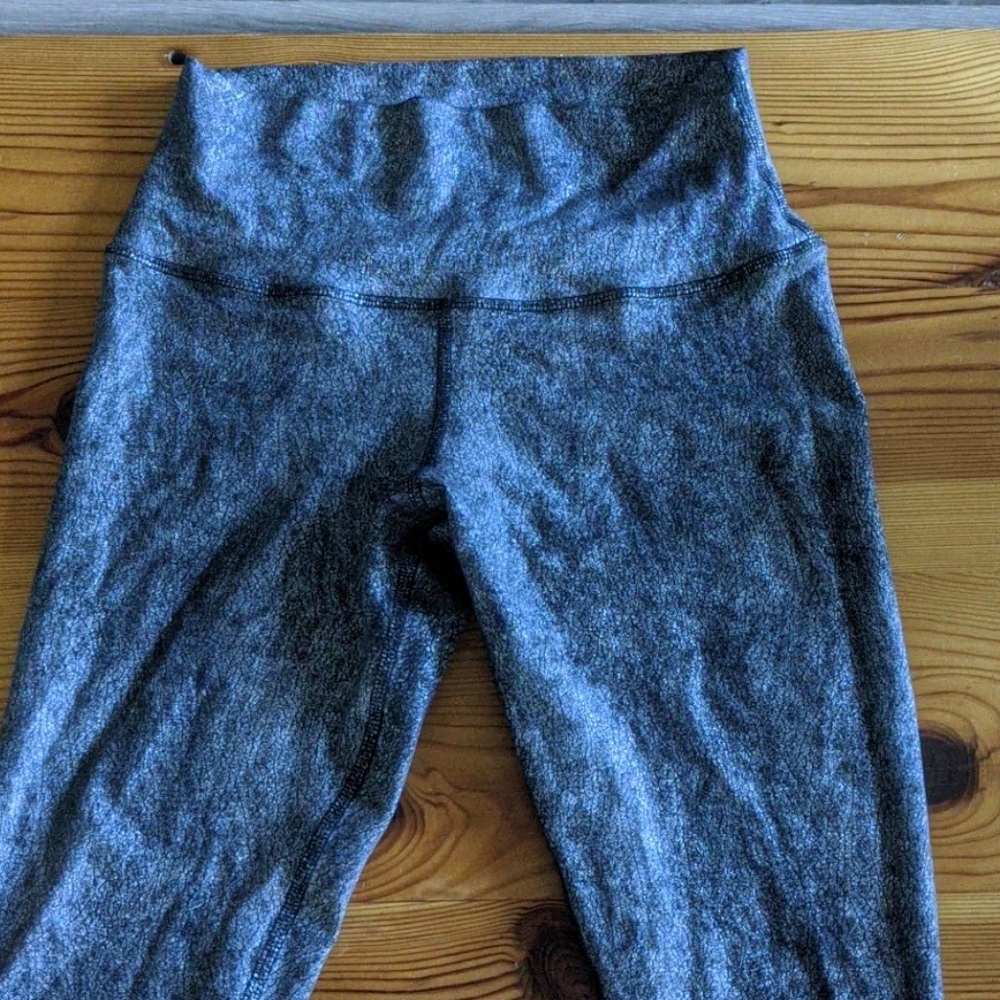 Alo Yoga leggings